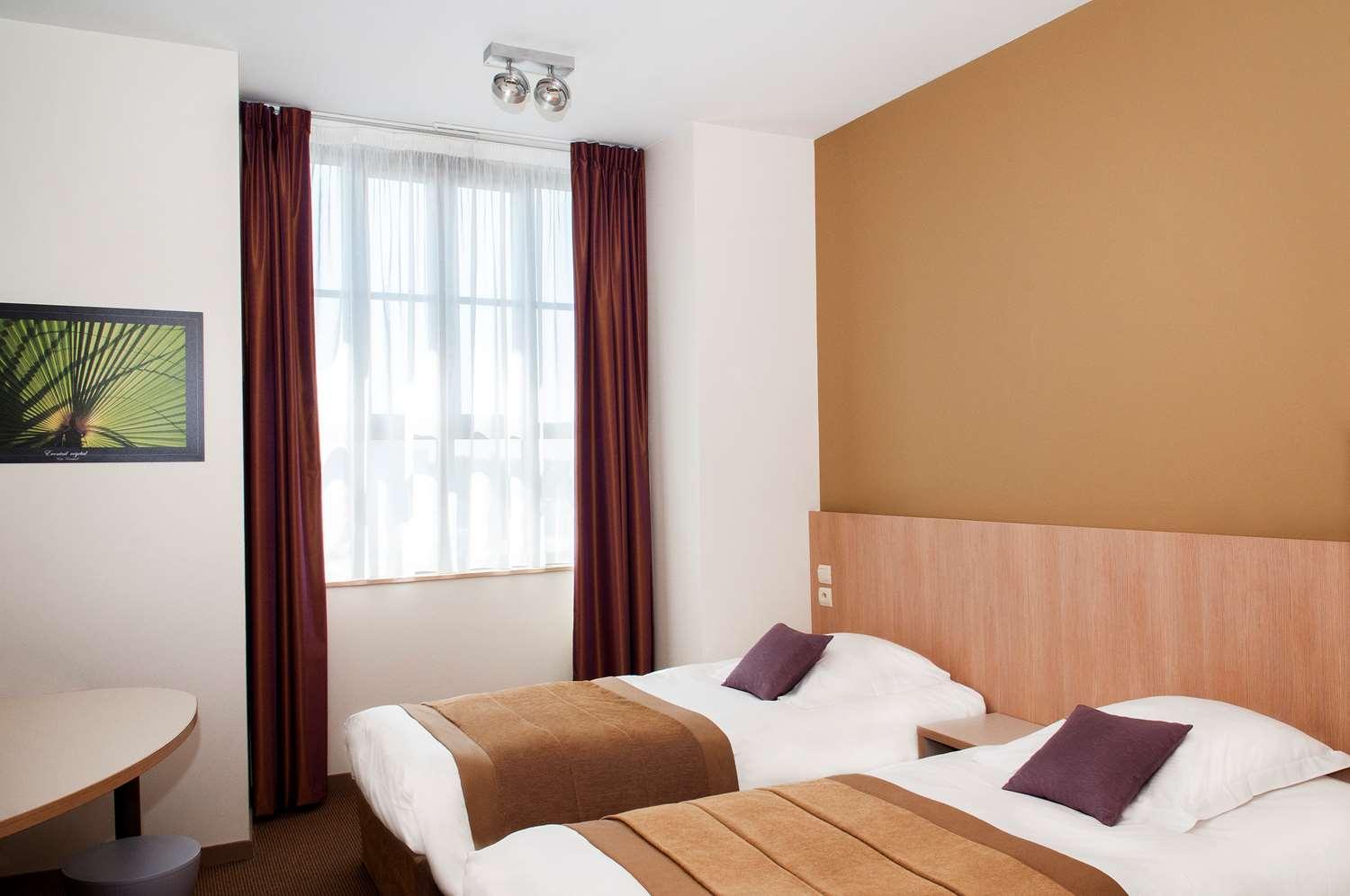 Best Western Plus Hotel Colbert Chateauroux Ngoại thất bức ảnh