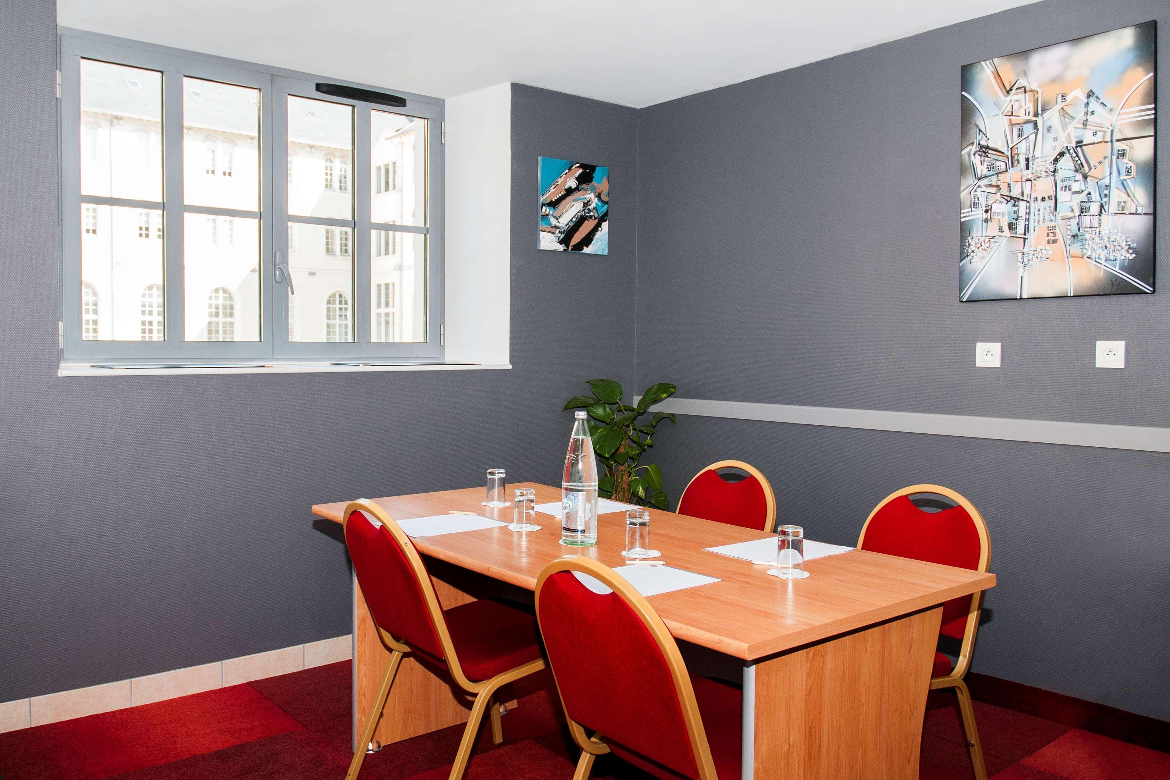 Best Western Plus Hotel Colbert Chateauroux Ngoại thất bức ảnh